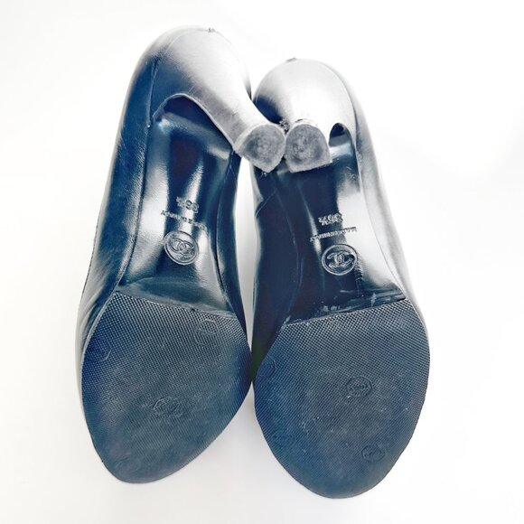 *CHANEL* Vintage Booties - Picture 8 of 12